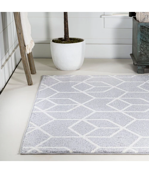 Tumbling Blocks Modern Geometric Light Gray/White 3 ft. x 5 ft. Area Rug