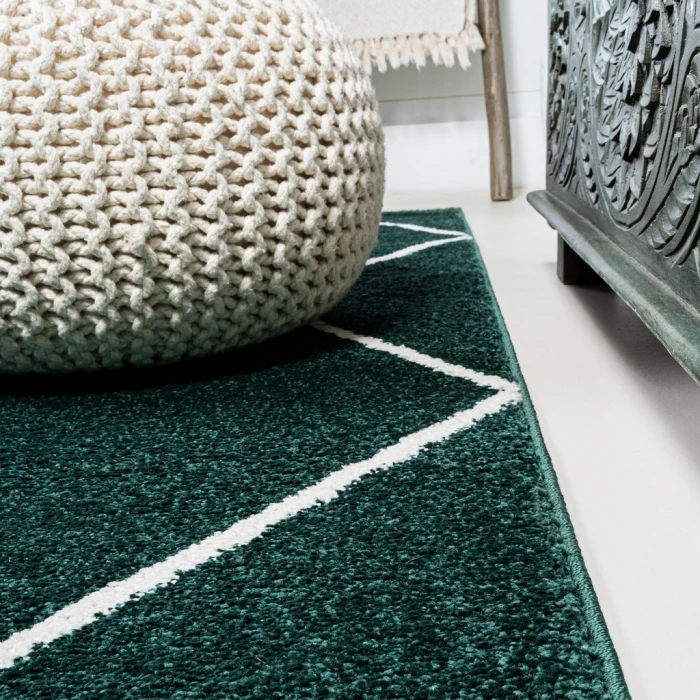 Cole Minimalist Diamond Trellis Green/White 2 ft. x 10 ft. Runner Rug