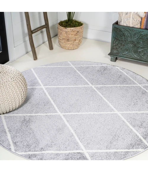 Cole Minimalist Diamond Trellis Light Gray/White 5' Round Area Rug