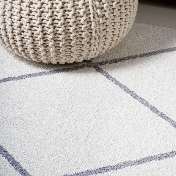 Cole Minimalist Diamond Trellis White/Gray 2 ft. x 8 ft. Runner Rug