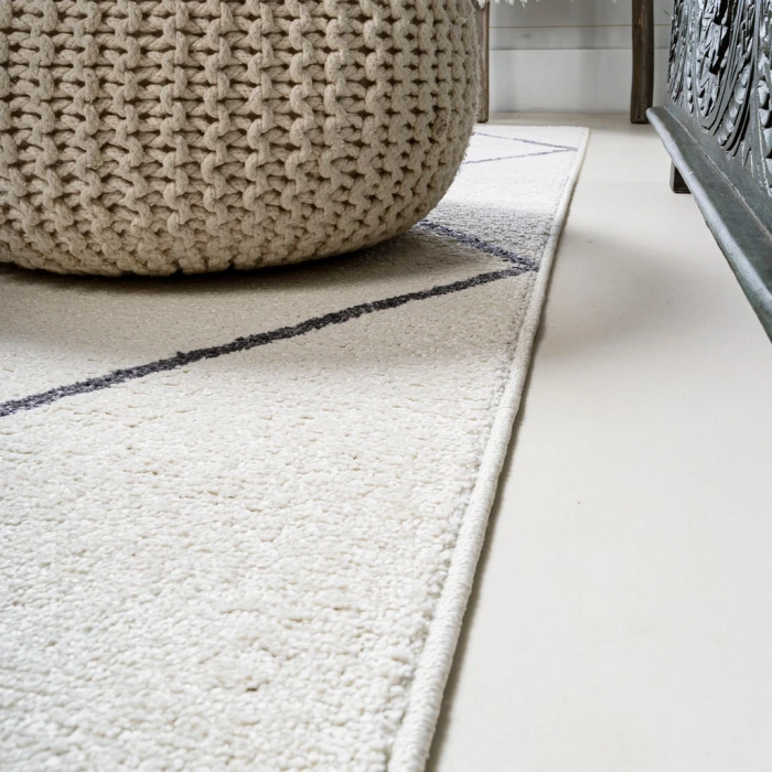 Cole Minimalist Diamond Trellis White/Gray 2 ft. x 8 ft. Runner Rug