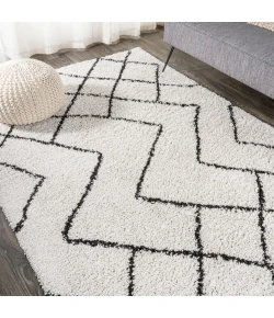 Jonathany London Shag SHG101A Beige/Dark Gray Area Rug 7 ft. 9 in. X 10 ft. Rectangle