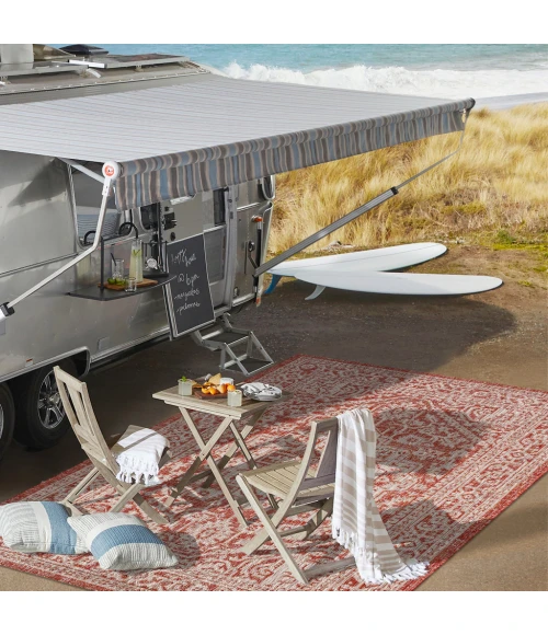 Sinjuri Medallion Textured Weave Red/Taupe 5' Square Indoor/Outdoor Area Rug