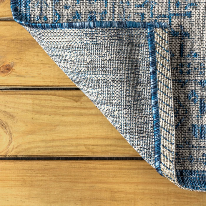 Sinjuri Medallion Textured Weave Navy/Gray 9 ft. x 12 ft. Indoor/Outdoor Area Rug