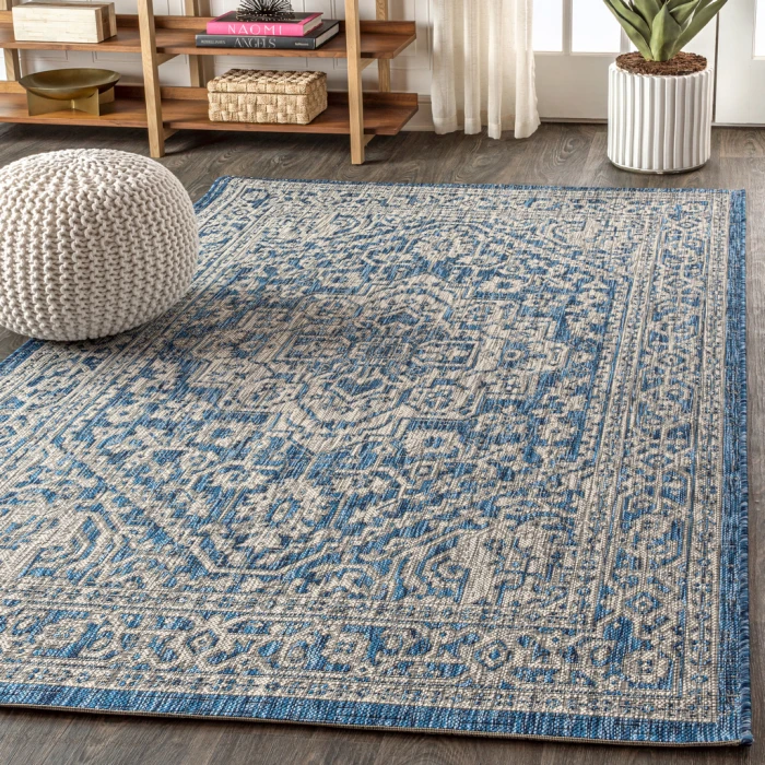Sinjuri Medallion Textured Weave Navy/Gray 9 ft. x 12 ft. Indoor/Outdoor Area Rug
