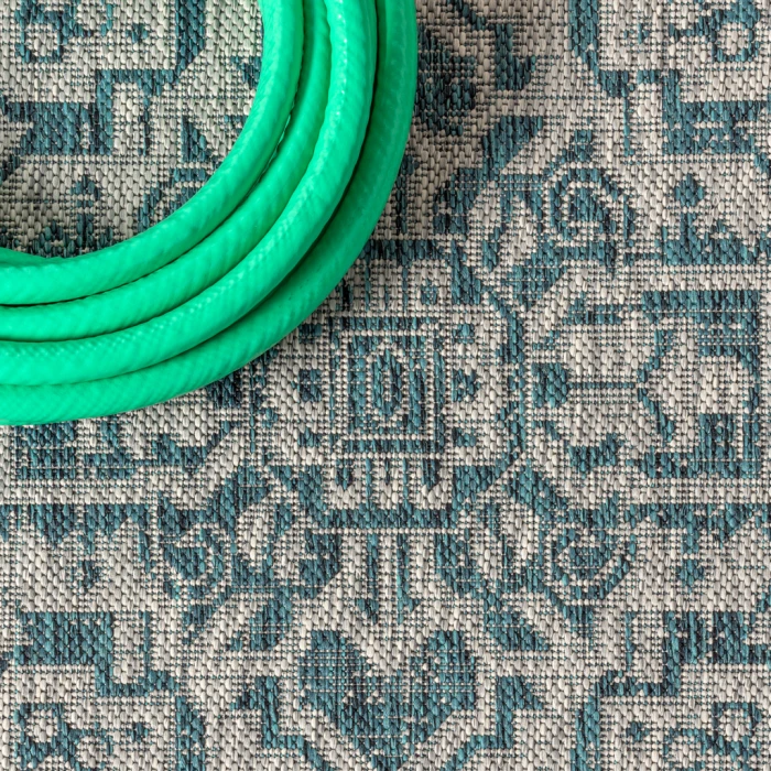 Sinjuri Medallion Textured Weave  Teal Blue/Gray 8 ft. x 10 ft. Indoor/Outdoor Area Rug