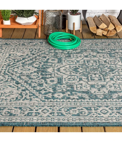 Sinjuri Medallion Textured Weave  Teal Blue/Gray 9 ft. x 12 ft. Indoor/Outdoor Area Rug