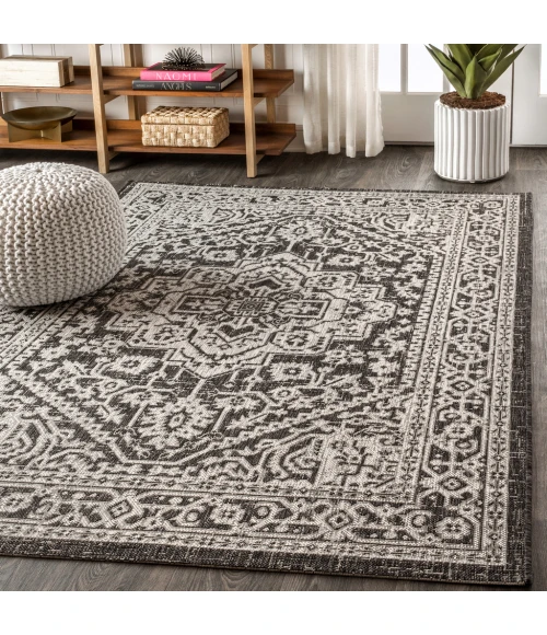 Sinjuri Medallion Textured Weave Gray/Black 8 ft. x 10 ft. Indoor/Outdoor Area Rug