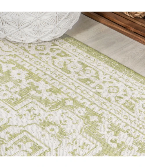 Sinjuri Medallion Textured Weave Green/Cream 2 ft. x 10 ft. Indoor/Outdoor Runner Rug