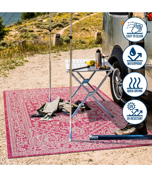 Sinjuri Medallion Textured Weave Fuchsia/Light Gray 5' Square Indoor/Outdoor Area Rug