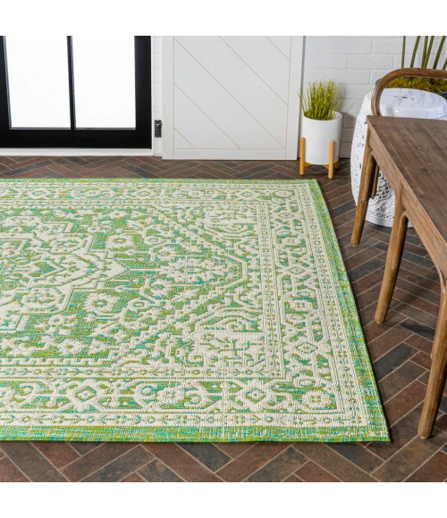 Sinjuri Medallion Textured Weave Cream/Green 4 ft. x 6 ft. Indoor/Outdoor Area Rug