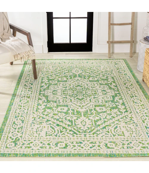 Sinjuri Medallion Textured Weave Cream/Green 4 ft. x 6 ft. Indoor/Outdoor Area Rug