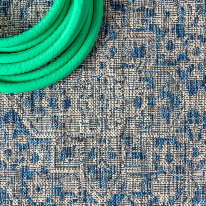 Rozetta Boho Medallion Textured Weave Gray/Navy 4 ft. x 6 ft. Indoor/Outdoor Area Rug