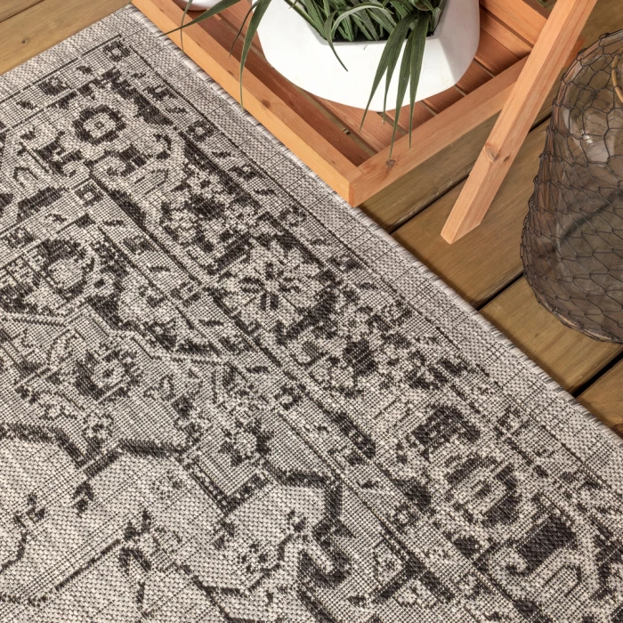 Rozetta Boho Medallion Textured Weave Gray/Black 4 ft. x 6 ft. Indoor/Outdoor Area Rug