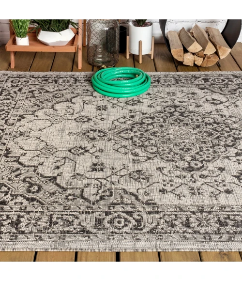 Rozetta Boho Medallion Textured Weave Gray/Black 5 ft. x 8 ft. Indoor/Outdoor Area Rug