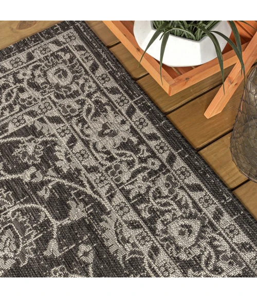 Palazzo Vine and Border Textured Weave Black/Gray 5' Square Indoor/Outdoor Area Rug