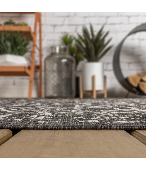 Jonathan Y SANTA MONICA Black SMB104C 7ft.-9in. Round Rug