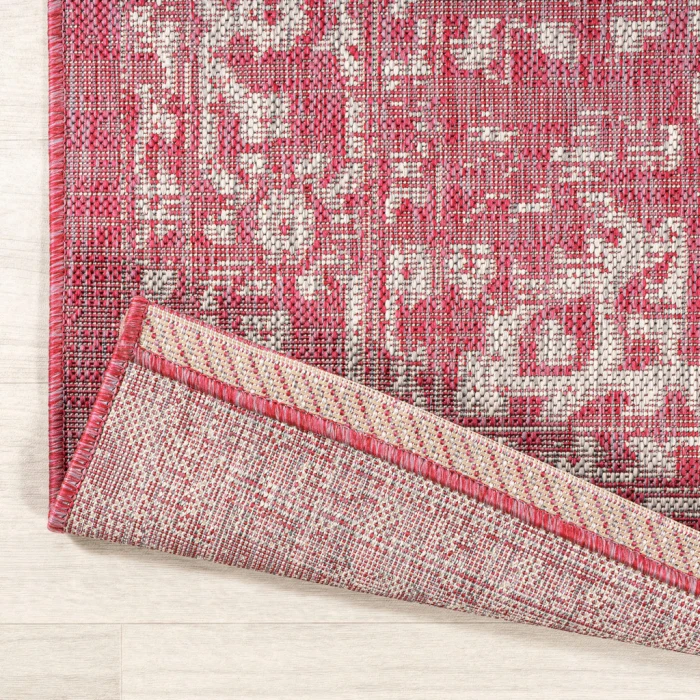 Malta Bohemian Medallion Textured Weave Fuchsia/Light Gray 5' Round Indoor/Outdoor Area Rug