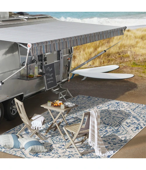 Estrella Bohemian Medallion Textured Weave Navy/Gray 2 ft. x 10 ft. Indoor/Outdoor Runner Rug