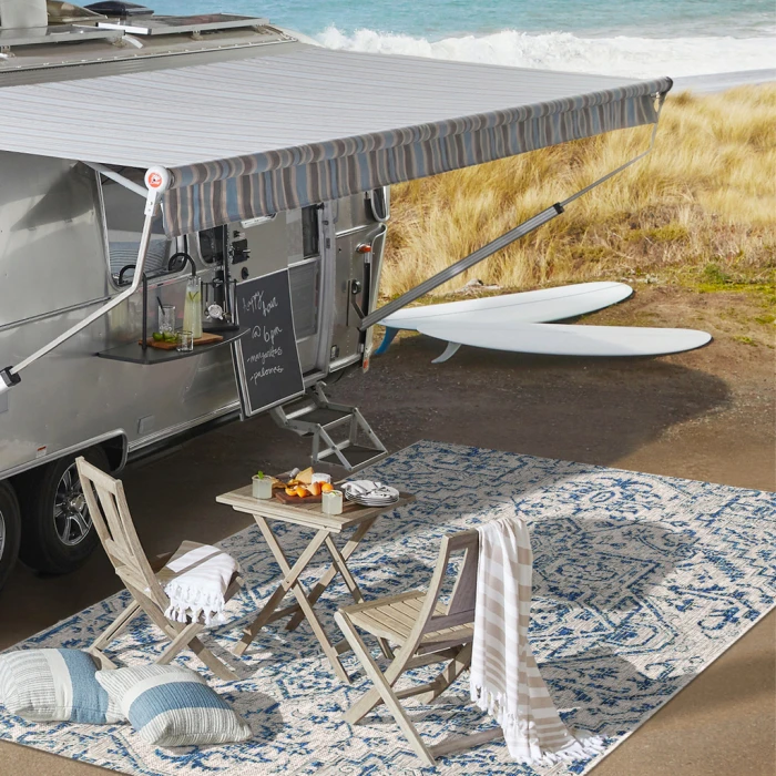 Estrella Bohemian Medallion Textured Weave Navy/Gray 5' Square Indoor/Outdoor Area Rug
