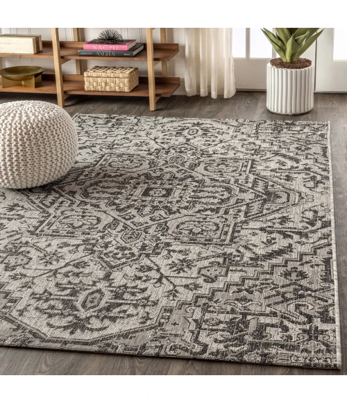 Estrella Bohemian Medallion Textured Weave Black/Gray 3 ft. x 5 ft. Indoor/Outdoor Area Rug