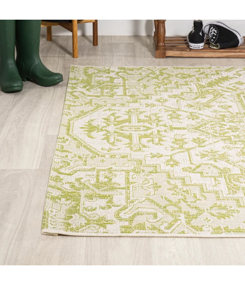 Estrella Bohemian Medallion Textured Weave Cream/Green 4 ft. x 6 ft. Indoor/Outdoor Area Rug