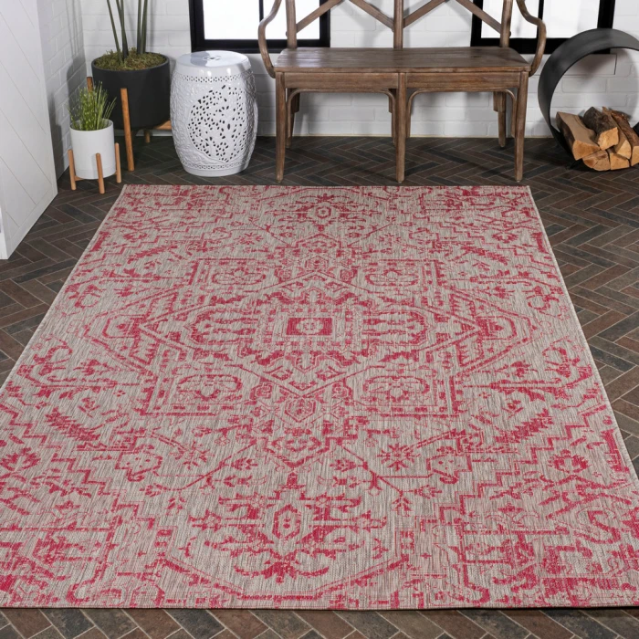 Estrella Bohemian Medallion Textured Weave Light Gray/Fuchsia 4 ft. x 6 ft. Indoor/Outdoor Area Rug