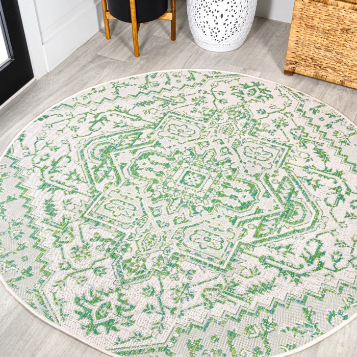 Estrella Bohemian Medallion Textured Weave Green/Cream 5' Round Indoor/Outdoor Area Rug