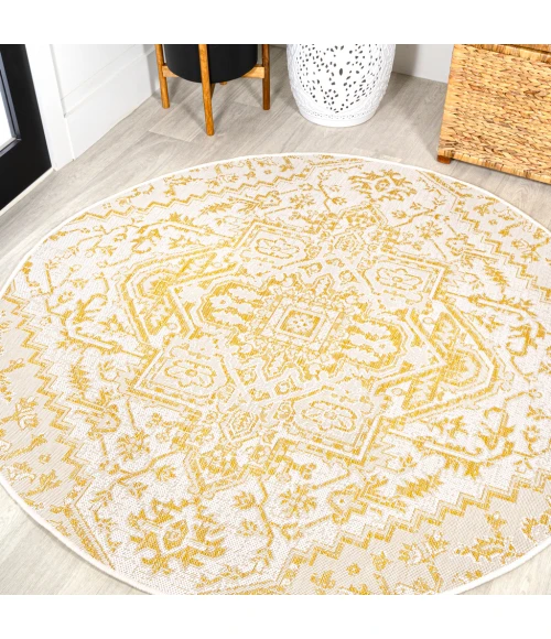 Estrella Bohemian Medallion Textured Weave Cream/Yellow 5' Round Indoor/Outdoor Area Rug