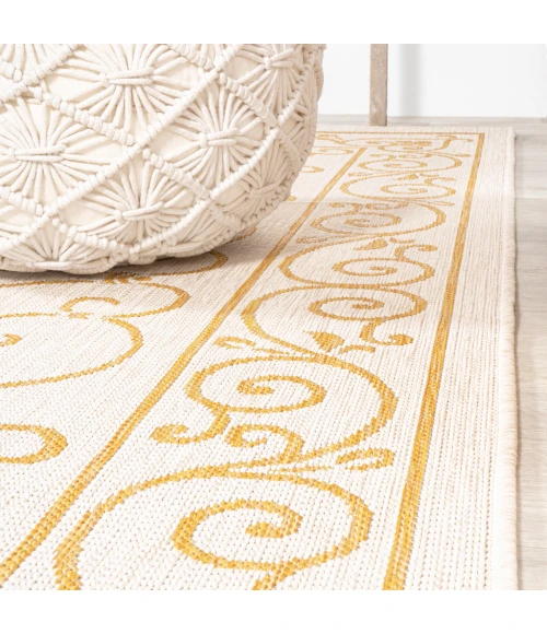 Charleston Vintage Filigree Textured Weave Cream/Yellow 5' Round Indoor/Outdoor Area Rug