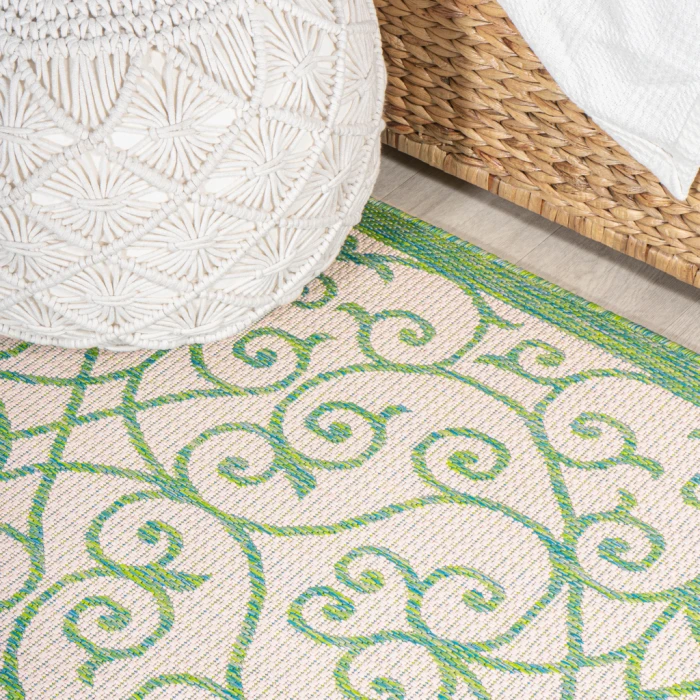 Madrid Vintage Filigree Textured Weave Cream/Green 5' Round Indoor/Outdoor Area Rug