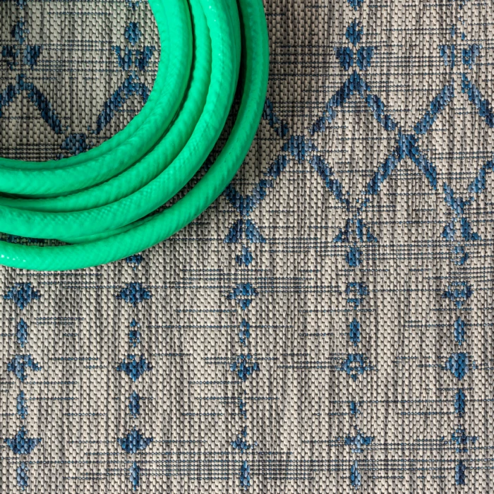 Ourika Moroccan Geometric Textured Weave Light Gray/Navy 9 ft. x 12 ft. Indoor/Outdoor Area Rug