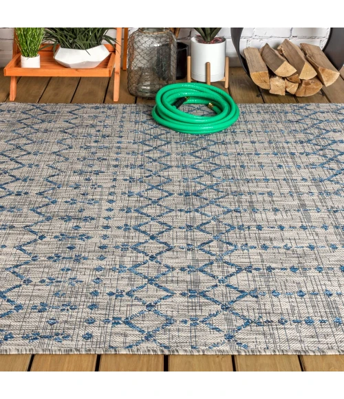 Ourika Moroccan Geometric Textured Weave Light Gray/Navy 9 ft. x 12 ft. Indoor/Outdoor Area Rug