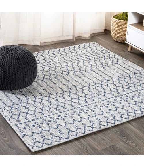 Ourika Moroccan Geometric Textured Weave Light Gray/Navy 5' Square Indoor/Outdoor Area Rug