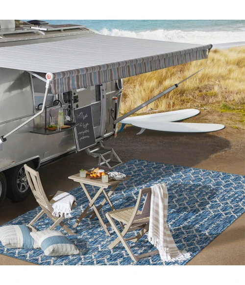 Ourika Moroccan Geometric Textured Weave Navy/Light Gray 5' Square Indoor/Outdoor Area Rug