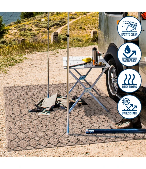 Ourika Moroccan Geometric Textured Weave Natural/Black 5' Round Indoor/Outdoor Area Rug