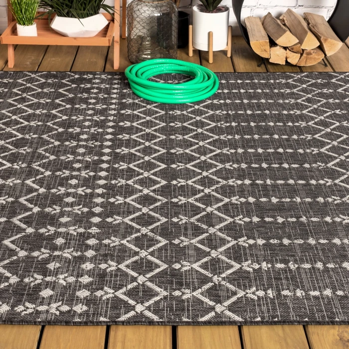 Ourika Moroccan Geometric Textured Weave Black/Gray 8 ft. x 10 ft. Indoor/Outdoor Area Rug