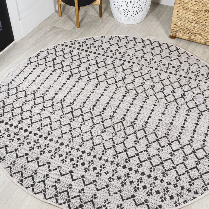 Ourika Moroccan Geometric Textured Weave Cream/Black 5' Round Indoor/Outdoor Area Rug