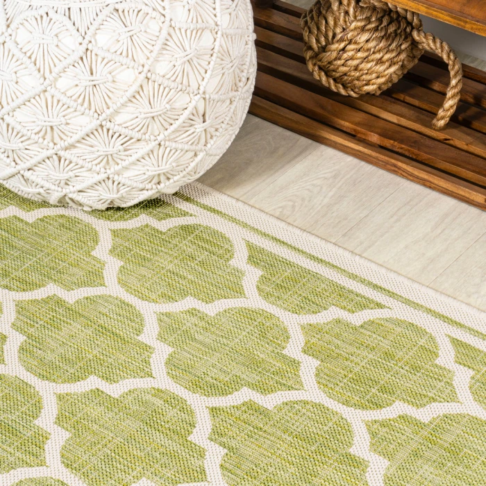 Trebol Moroccan Trellis Textured Weave Green/Cream 5' Round Indoor/Outdoor Area Rug