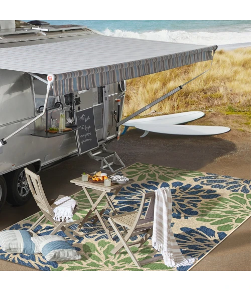 Zinnia Modern Floral Textured Weave Navy/Green 5' Square Indoor/Outdoor Area Rug