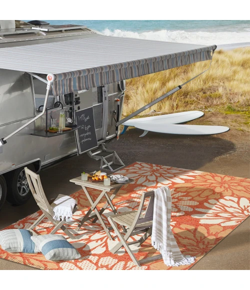 Zinnia Modern Floral Textured Weave Orange/Cream 5' Square Indoor/Outdoor Area Rug