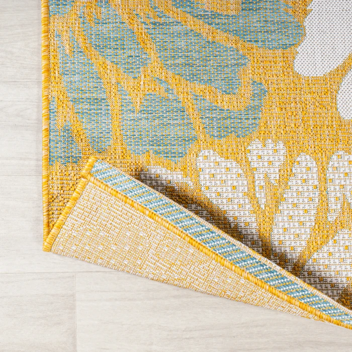 Zinnia Modern Floral Textured Weave Yellow/Cream 5' Round Indoor/Outdoor Area Rug