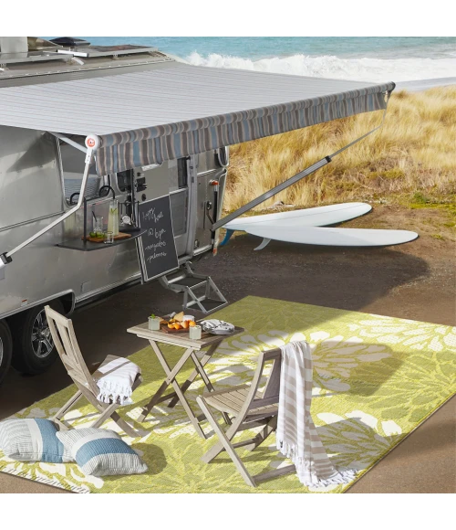 Zinnia Modern Floral Textured Weave Green/Cream 2 ft. x 10 ft. Indoor/Outdoor Runner Rug