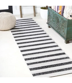 Jonathany Santa Monica SMB112B Black/Cream Area Rug 2 ft. 2 in. X 10 ft. Runner