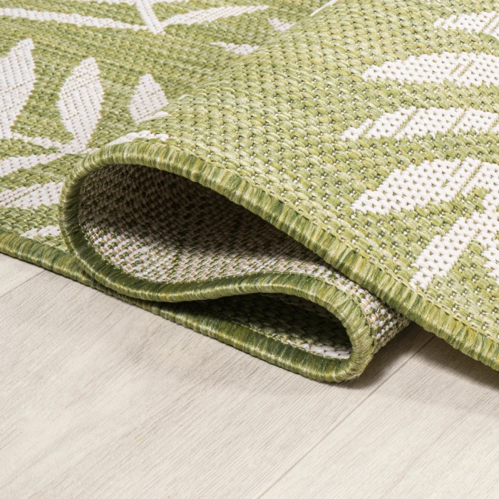 Nevis Palm Frond Green/Cream 5' Round Indoor/Outdoor Area Rug