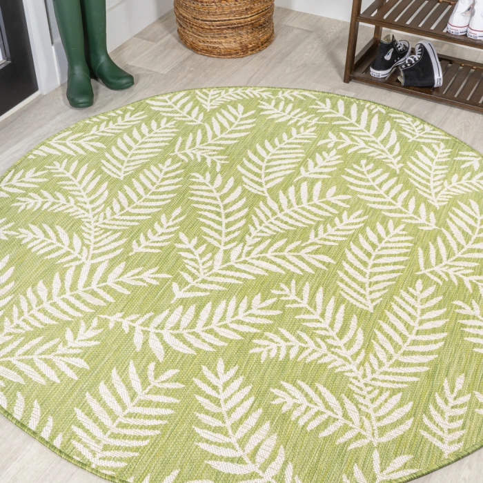 Nevis Palm Frond Green/Cream 5' Round Indoor/Outdoor Area Rug