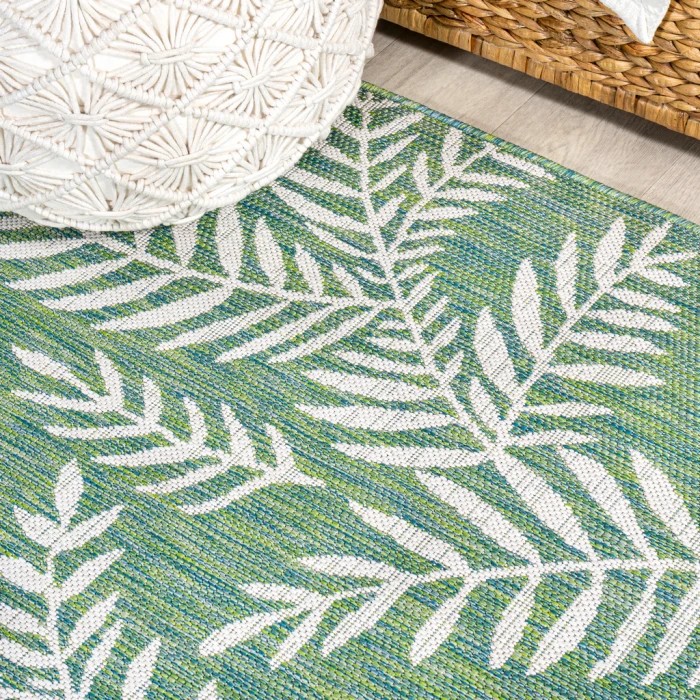 Nevis Palm Frond Cream/Green 5' Round Indoor/Outdoor Area Rug