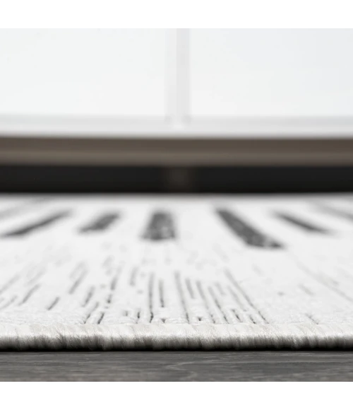 Jonathan Y SANTA MONICA Ivory SMB124D 6ft.7in. Round Rug