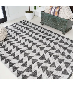 Jonathany Santa Monica SMB126D Ivory/Black Area Rug 7 ft. 9 in. X 10 ft. Rectangle
