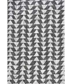 Jonathany Santa Monica SMB126E Black/Ivory Area Rug 5 ft. 2 in. X 7 ft. 5 in. Rectangle